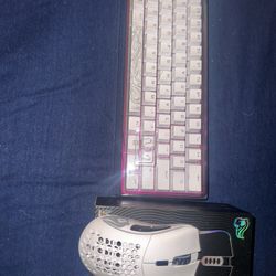 Glorious mouse,  Hyper x keyboard 