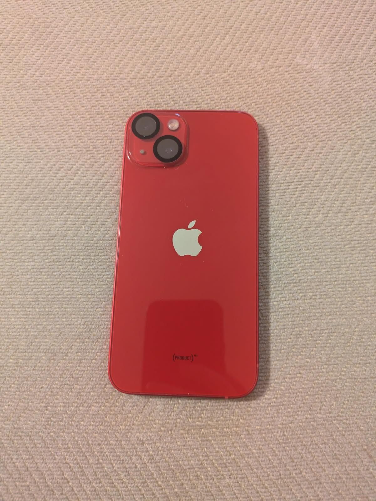 iPhone 13 Red 128gb in Great Condition + Lightning to USB-C Fast-charging Cable