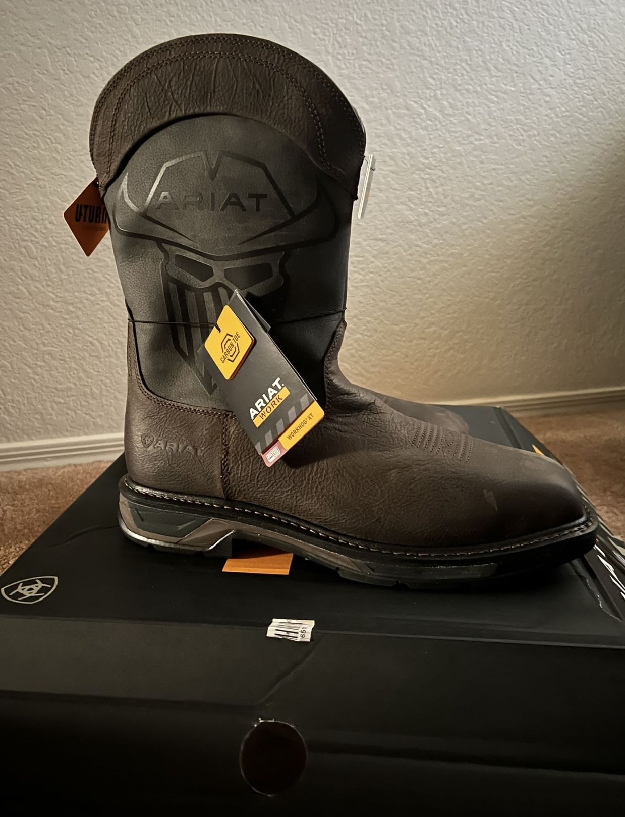 Men’s Ariat Work Boots - Size 14D