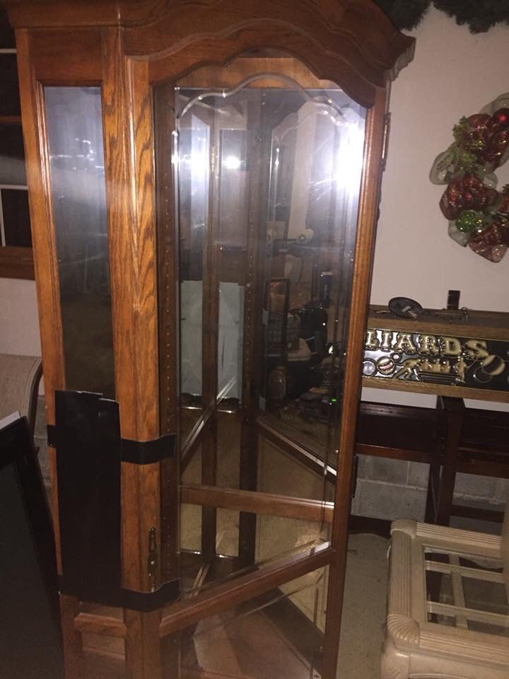 Curio corner cabinet