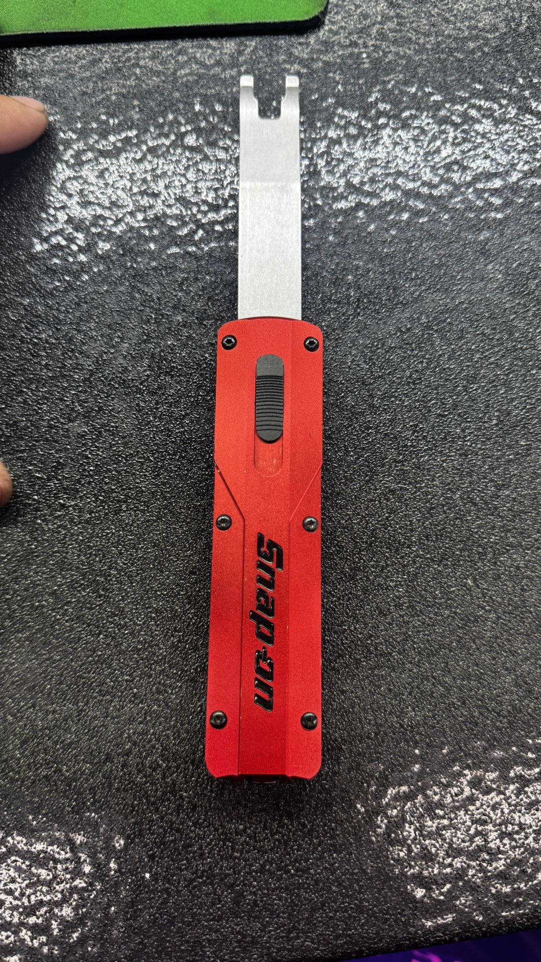 Snap on otf trim tool