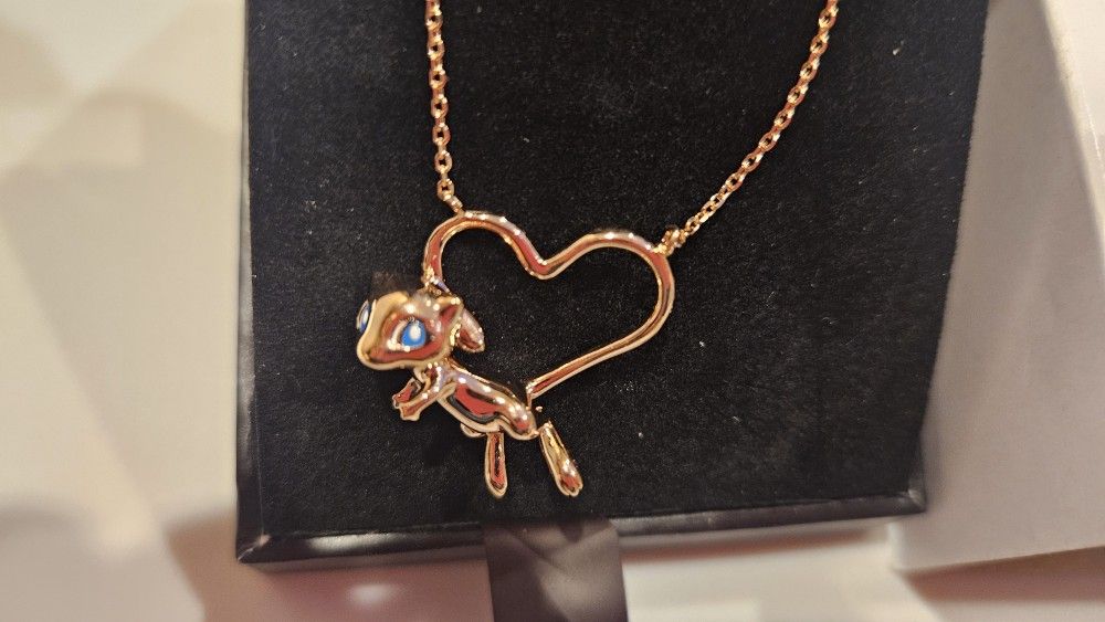 Pokémon Center RockLove Pikachu & Mew Pendant