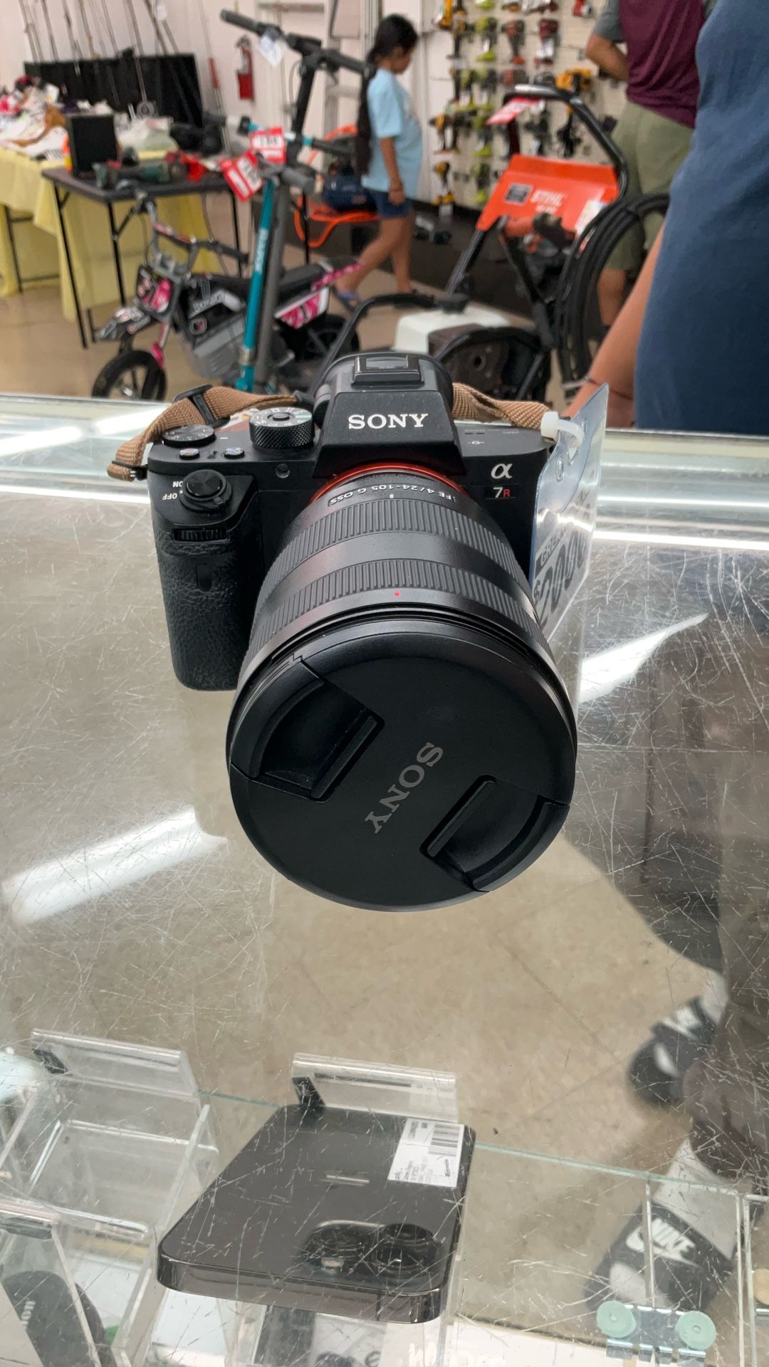 Sony A7 II w/ FE 4/24-105 G OSS