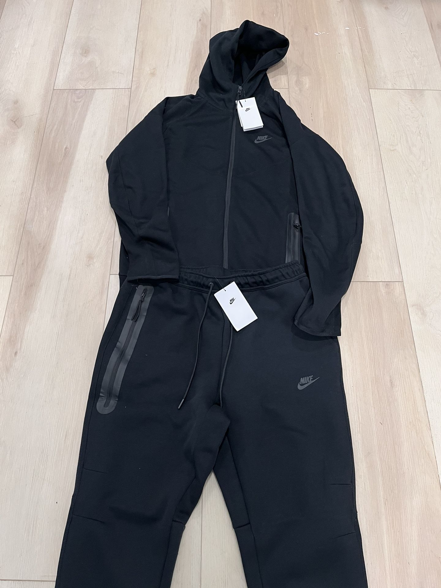 Nike Tech Fleece 'Black'