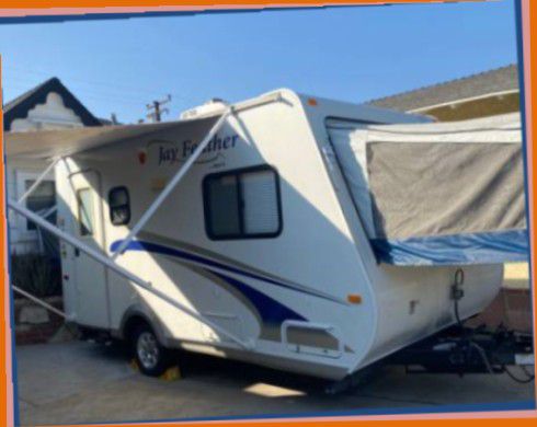 Photo $800.00 Jayco Jay Feather A Great Condition.
