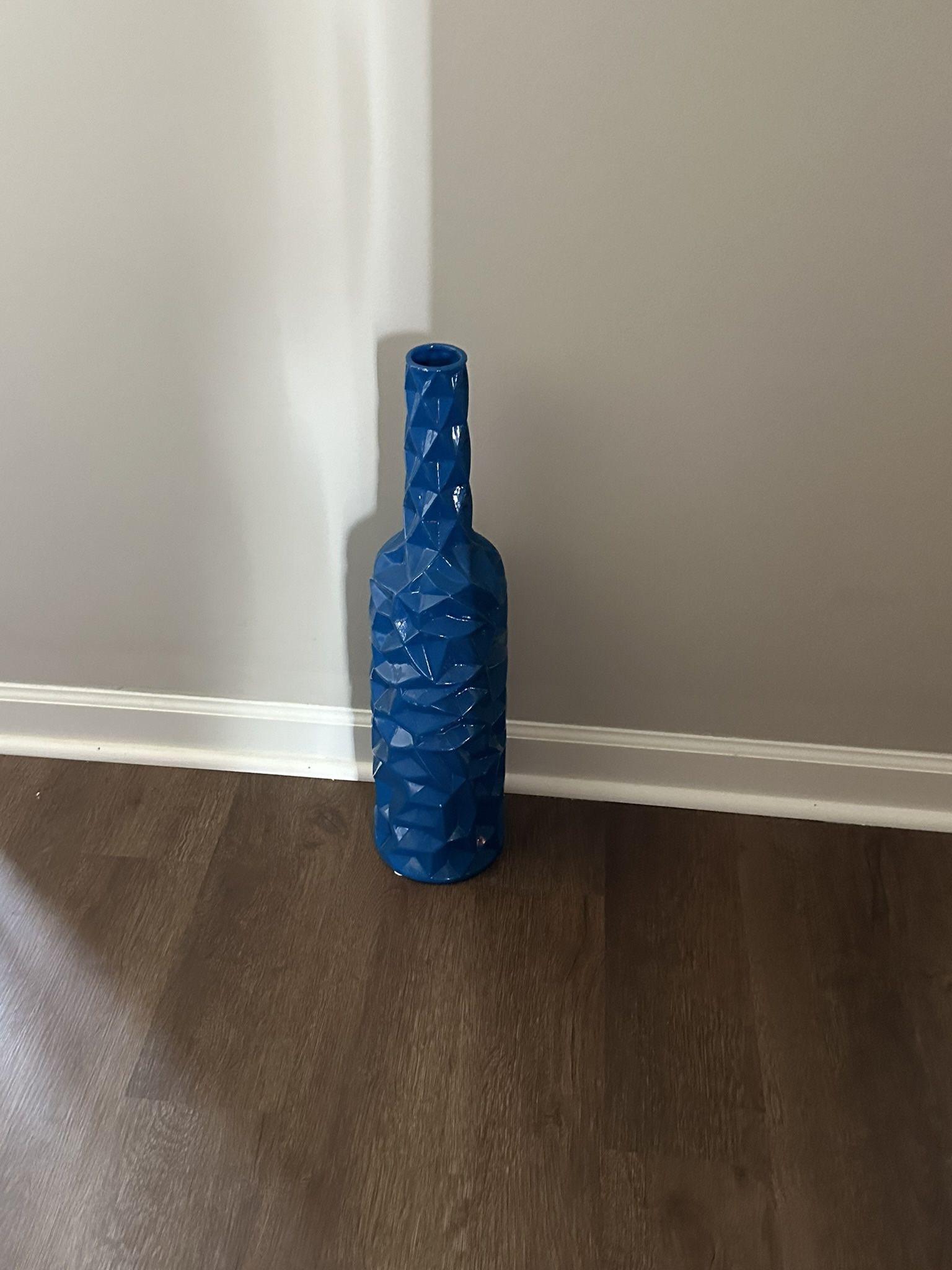 Pictures,Vase