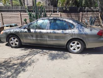 Ford Taurus 2002 run great 176,000 miles