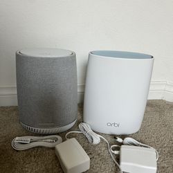 Netgear Orbi Voice RBS40V with router RBR50