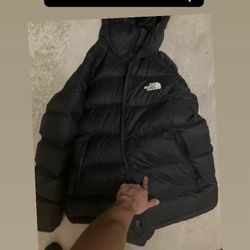 Men’s North Face Puffer 
