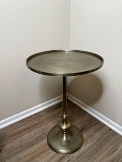 Londonberry Large Turned Metal Side Table Brass Rimmed Top - Threshold