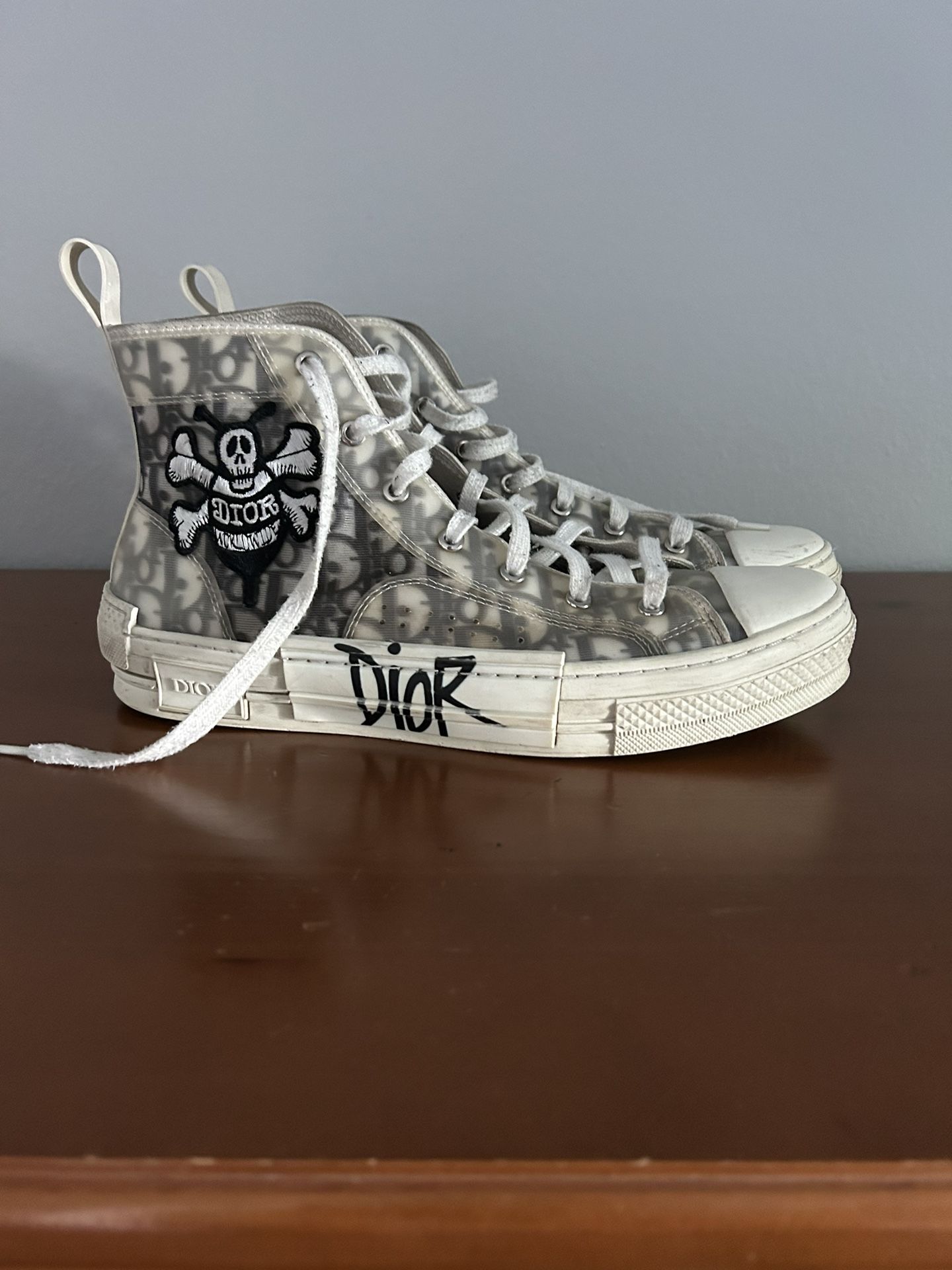 Dior Converse (Shawn Bee Embroidery)