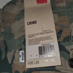Brand New Levi's Camo Chino Pants W36 L29