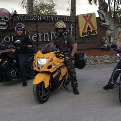 Givi Quick Disco Hard Bags Set Up For Hayabusa