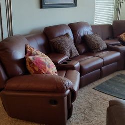 Luxurious Sectional Leather Couch