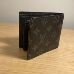 LV Wallet 