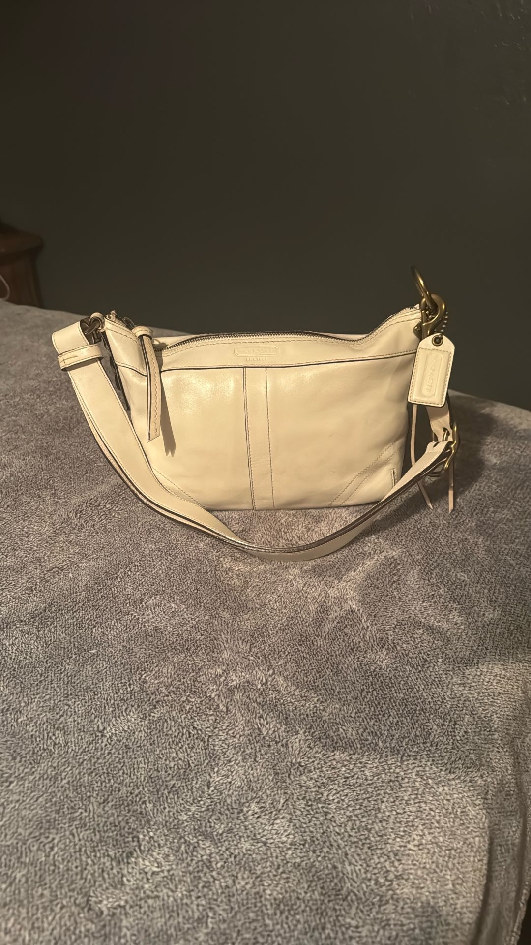 Vintage Coach Legacy White Cream Leather Shoulder Bag Purse