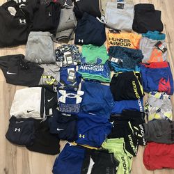 YOUTH  LARGE BOYS NIKE UNDER ARMOUR JORDAN 30+ Pieces