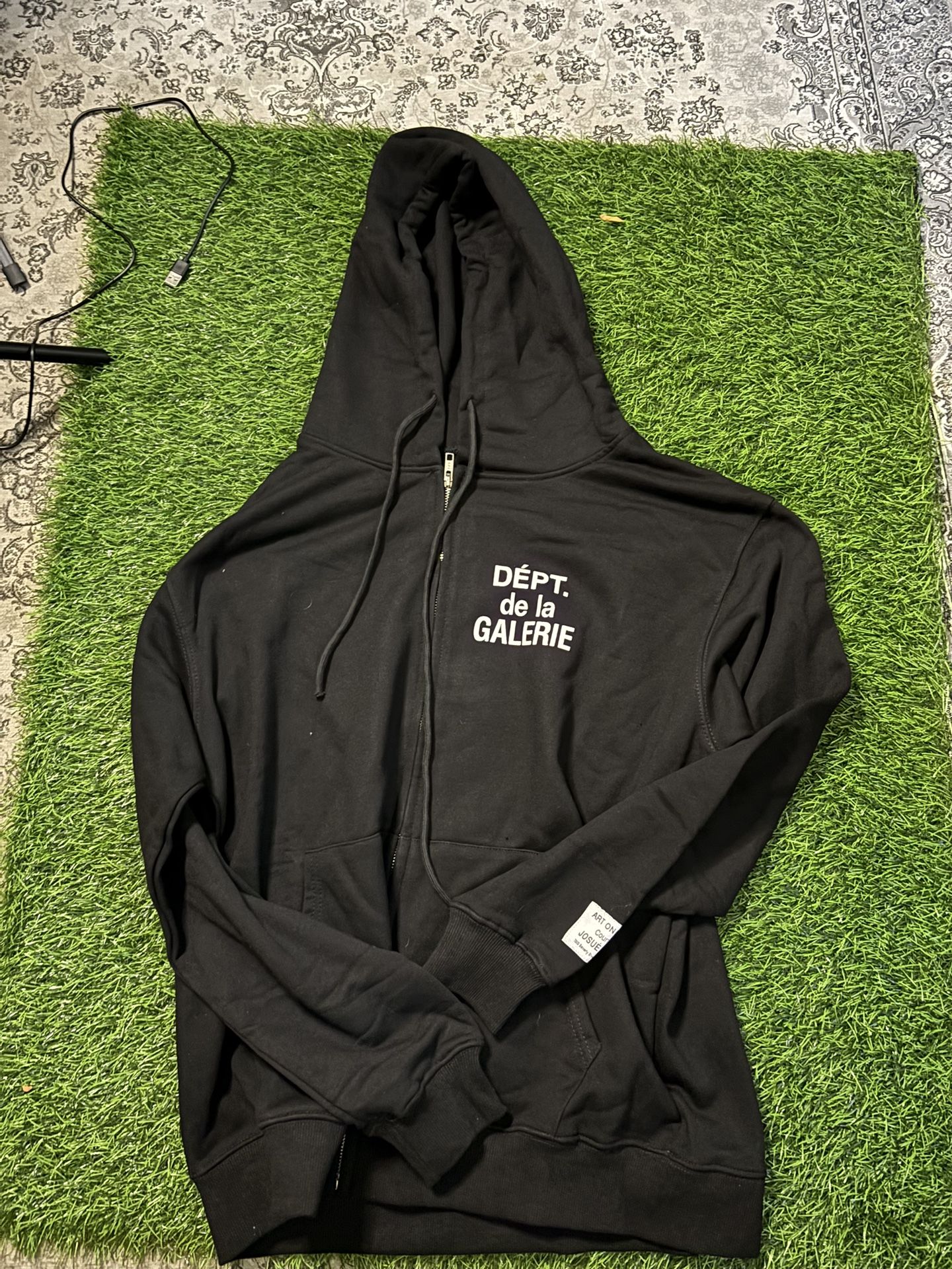 Gallery Dept Zip Up Size Medium 