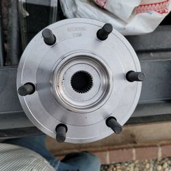 Hub Asambley Nisan Titan 