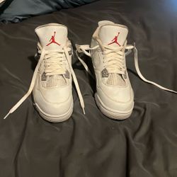 Jordan 4 Oreos 8.5 Men’s Taking Offers