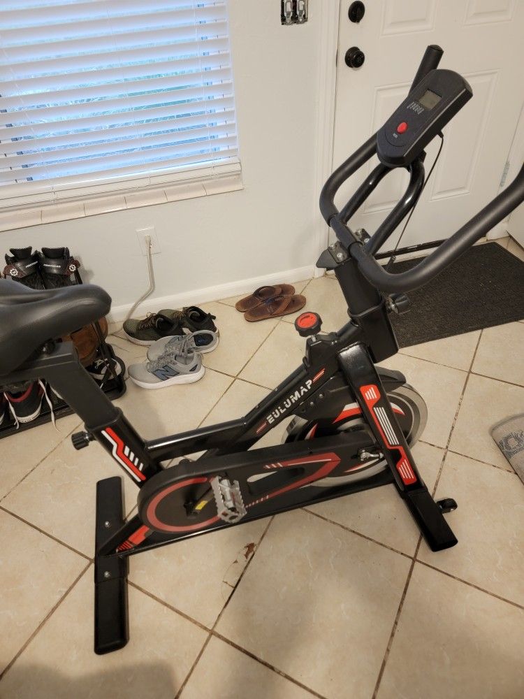 Stationary Exercise Bike