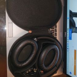 SONY WH1000XM4 Headphones - Noise Cancellation