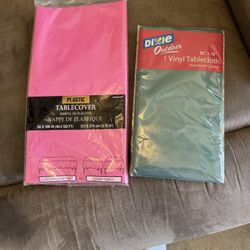 2 tablecloths 