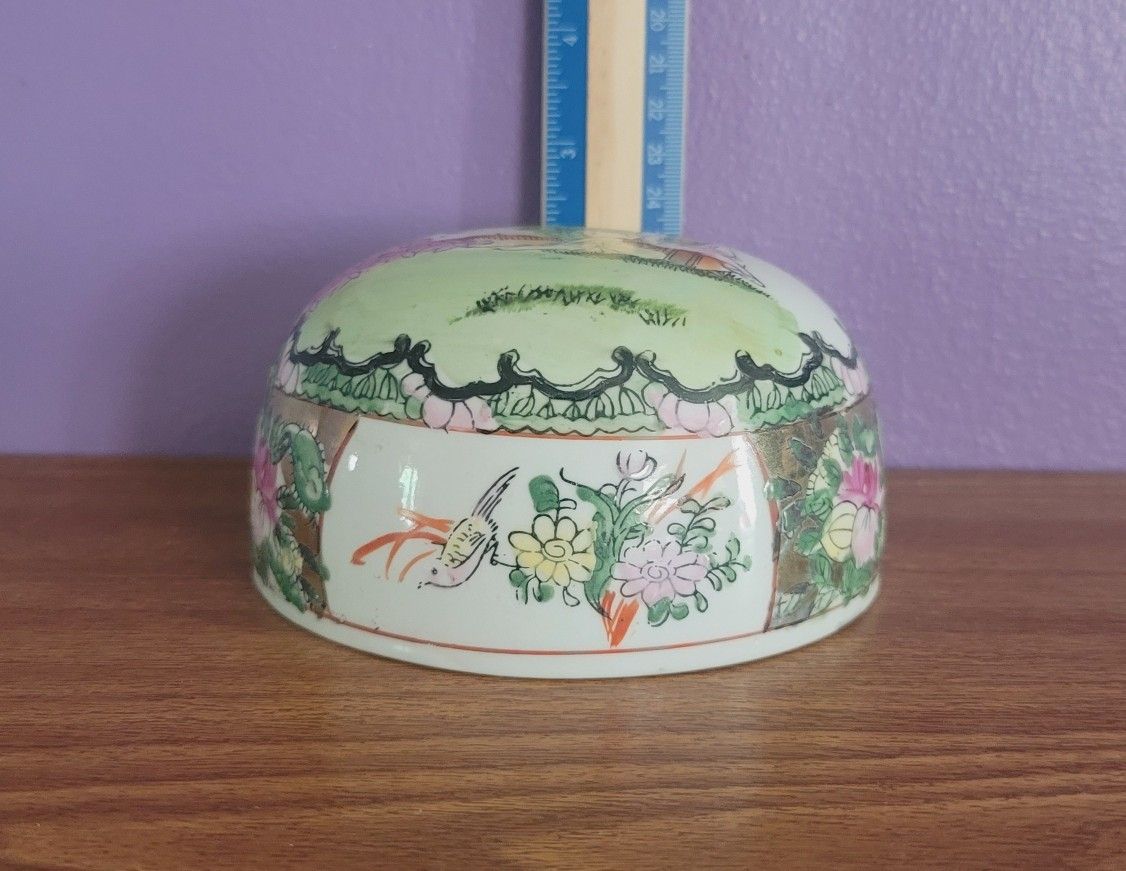 1950's Chinese Export Republic Period HandPainted Domed Bowl Lid