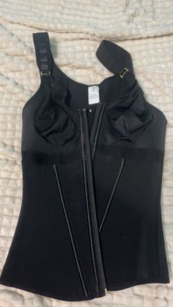 Size medium faja