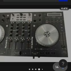 Numark NS6 4 Channel DJ Controller

