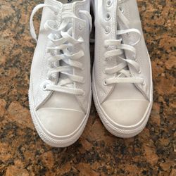 White Converse Size 9.5 In Men 