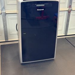 Honeywell 14,000 BTU Portable AC, Fan, Dehumidifier