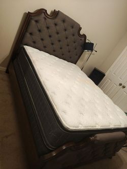 Tufted Upholstered Bed Frame with Mattress