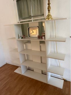 Display white shelf
