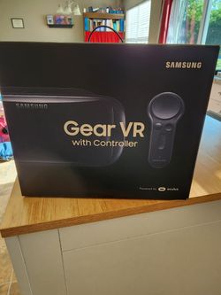 Samsung Gear VR With Controller