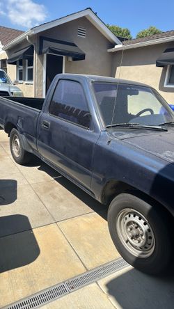 1992 Toyota pick up