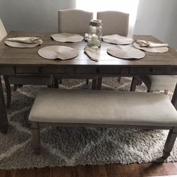 Dining room table nothing wrong with it much so