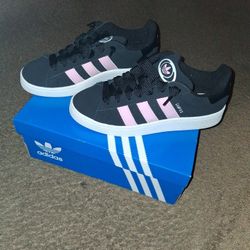 Women Adidas Size 10