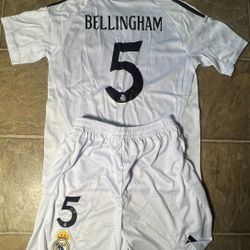 Real Madrid mbappe vini jr Bellingham kids Soccer Jerseys jersey Ronaldo futbol Messi  Futbol kids sets conjuntos niños and more ask for your favorite