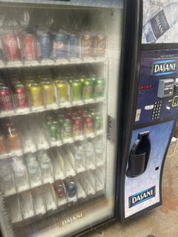DN-5000 Dixie Narco Vending Machine