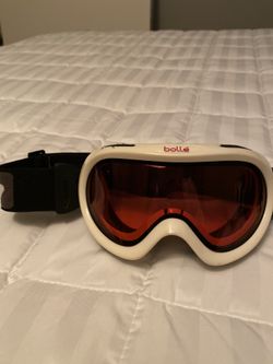 Ski or snowboard Goggles