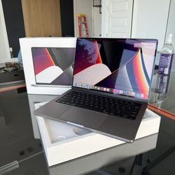 Apple 14” MacBook Pro M1 Pro Chip 16GB Ram 512SSD! 90 day warranty! We offer financing!