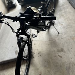 **New Disc brakes** Electric Bike