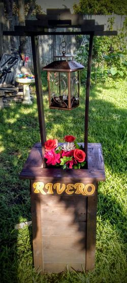 Customize your own plant stand