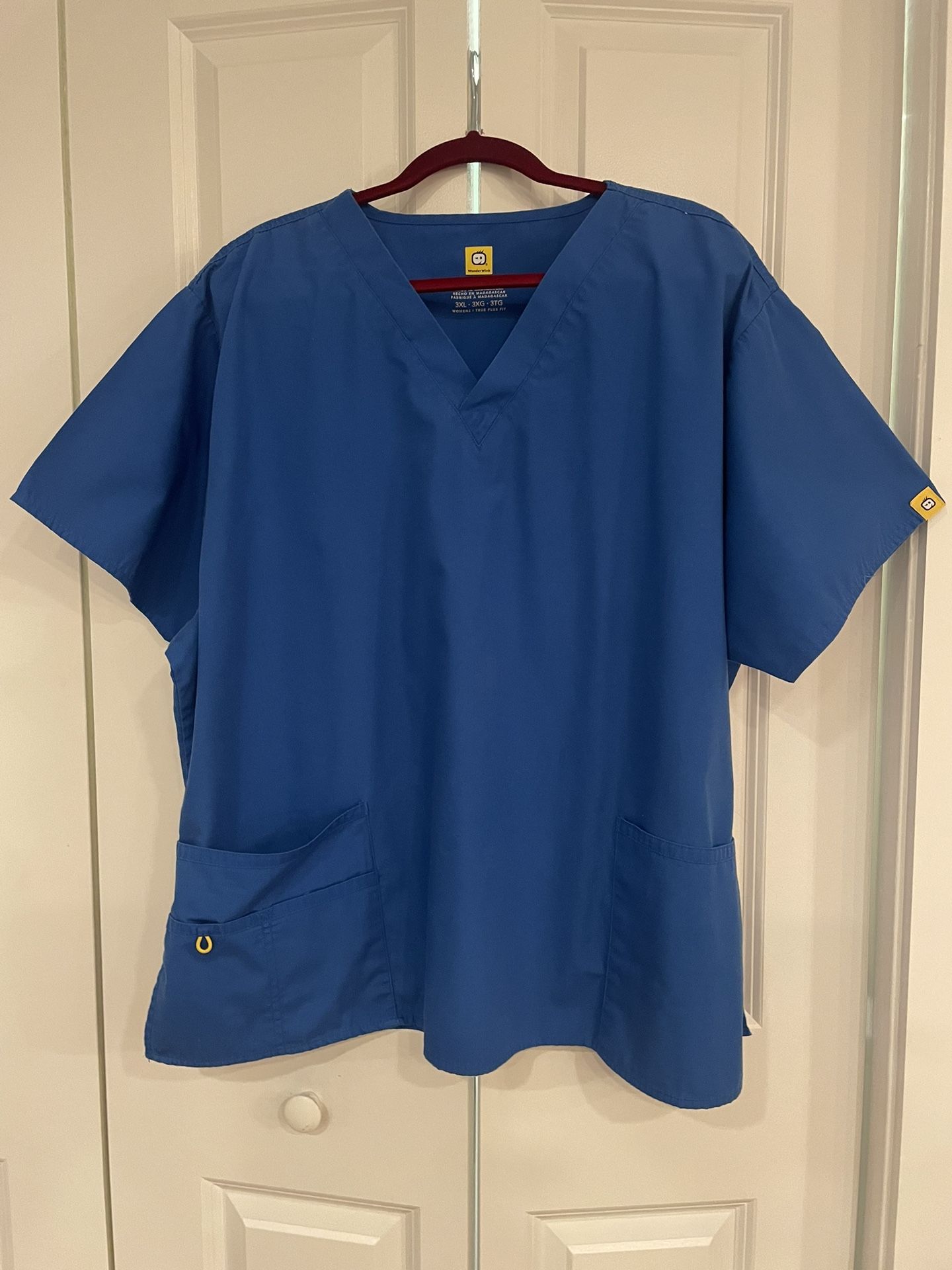 1-Royal blue Wonderwink Scrub Top 2xl