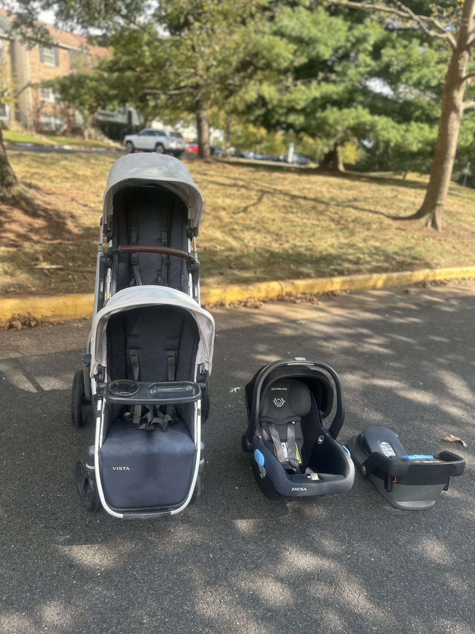Uppababy Vista V2 Double Stroller Bryce With Mesa Car Seat 