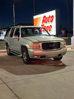 1999 GMC Yukon Denali