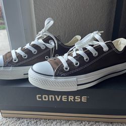 Chocolate Converse Size 6 Women’s