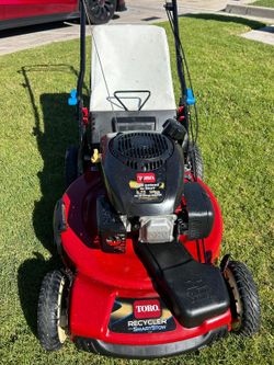 TORO GAS 22"IN SELF PROPELLED LANW MOWER