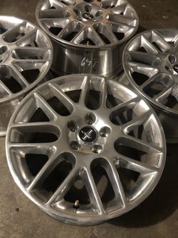Rines originales para mustang $250